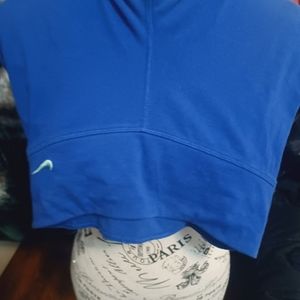 NIKE Cropped Leggings